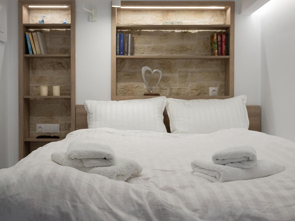 Cozy Studio In Dafnes Near To Heraklion Apartman Dafnész Kültér fotó