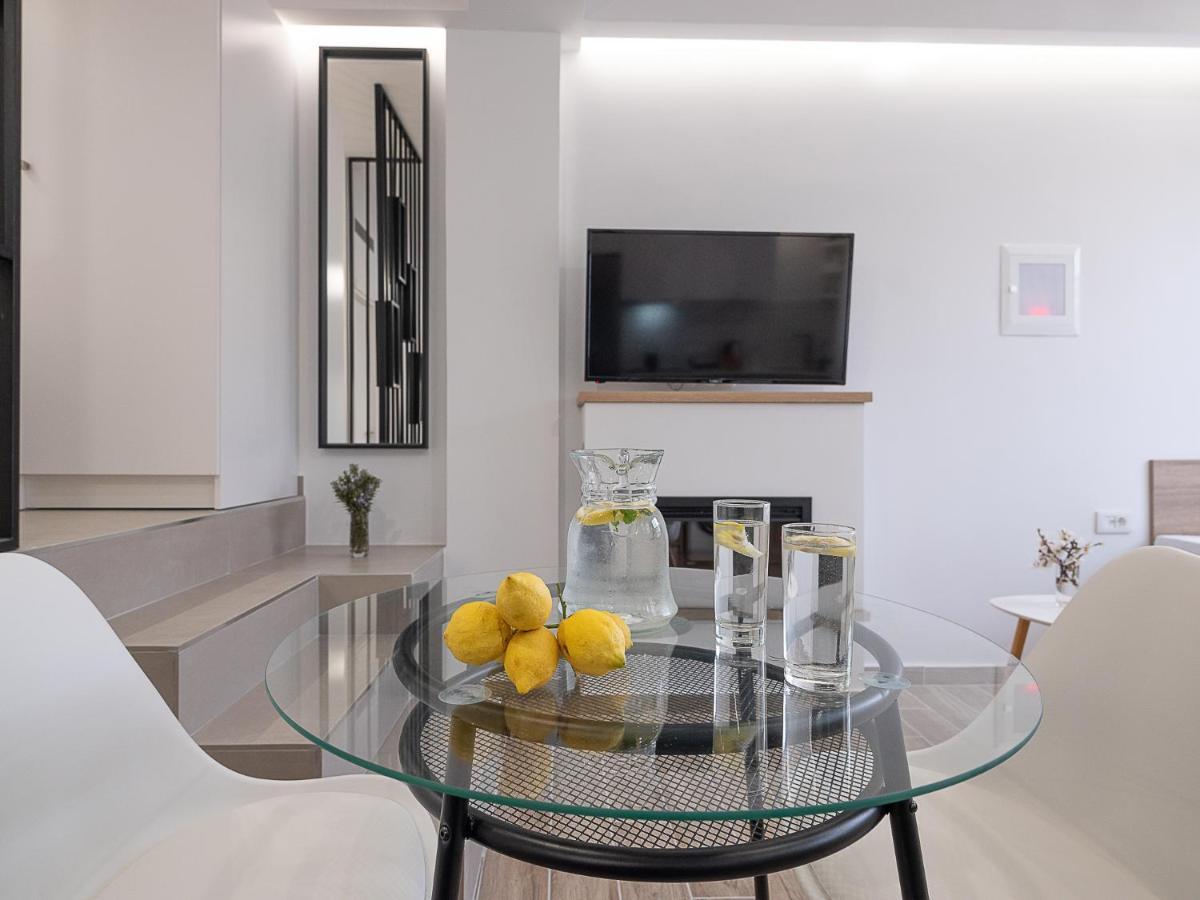 Cozy Studio In Dafnes Near To Heraklion Apartman Dafnész Kültér fotó